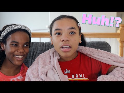 WATCHING A MOVIE WITH SOMEONE WHO ALREADY SEEN IT BE LIKE... (FUNNY KIDS SKIT)