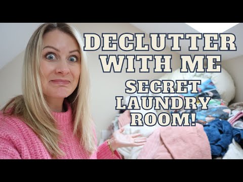 DECLUTTER WITH ME! MICRO ORGANISING MY LAUNDRY CUPBOARD. BITESIZED CLUTTER PROJECTS AROUND MY HOME