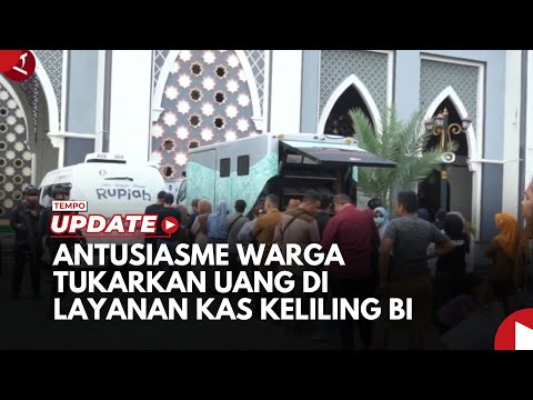 Antusiasme Warga Tukarkan Uang Baru di Layanan Kas Keliling Bank Indonesia