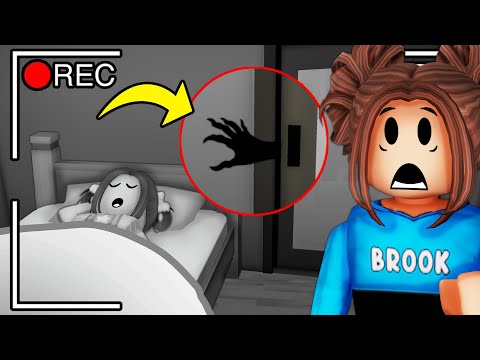 Something Is HAUNTING My 8 YEAR OLD In Roblox Snapchat!!