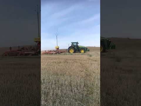 John Deere 8R