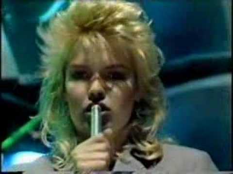 Kim Wilde - Water on Glass