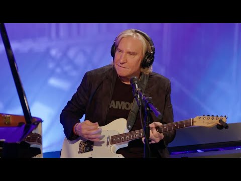 Joe Walsh Shows Off His Incredible Guitar Skills