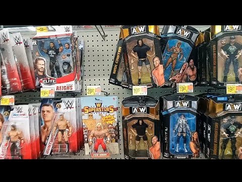 😲 Walmart WWE Figure Hunt : Thief Took A Charlotte Figure #wwefigures #aewfigures