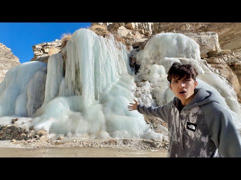 Ye Kya Dekh Liya 😳 Frozen Waterfall