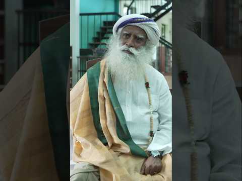 बिना पछतावे के जीना सीखिए l Living Without Regrets l Sadhguru Hindi