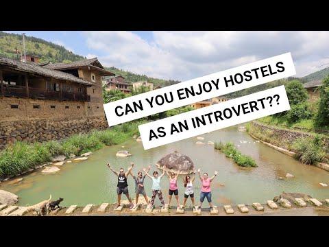 HOSTEL TIPS FOR INTROVERTS & SHY PEOPLE! | Travel Tip Video