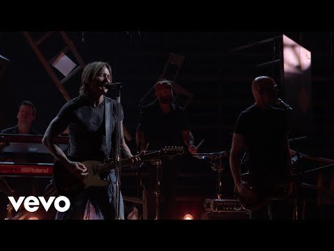 Keith Urban - Messed Up As Me (Live From NBC The Voice)