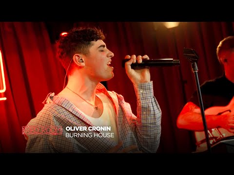 Oliver Cronin ‘Burning House’| Live in Nova’s Red Room