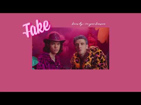 [Vietsub/Lyrics] Fake - Lauv ft. Conan Gray