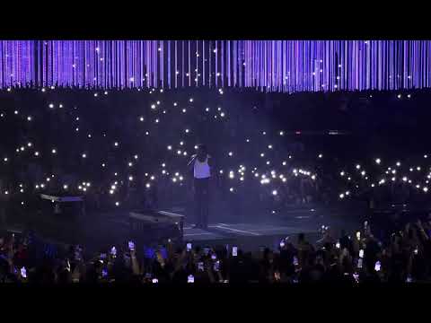 Childish Gambino Performs “Urn” LIVE at Amalie Arena 9.4.24 Tampa, Florida