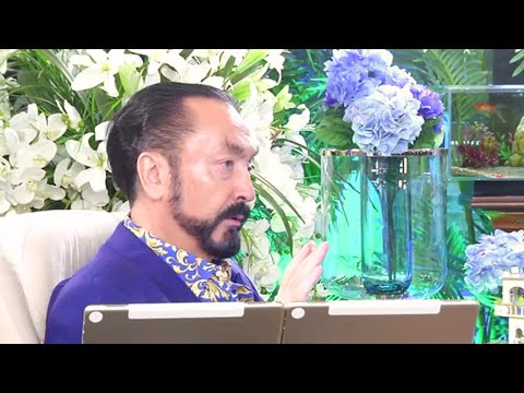 Adnan Oktar münafıklar ile ilgili ayetleri okuyor