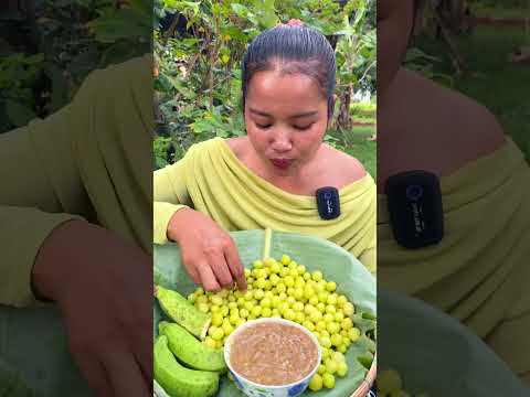 Star gooseberry fruit #siscookingtv #makbangtv #eating #fruiteating