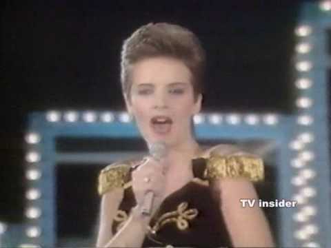 Sheena Easton - modern girl Thames tv 80s