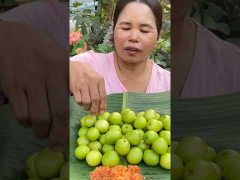 Crunchy Jujube Fruit #siscookingtv #fruit #jujubefruit #eating #freshfruits