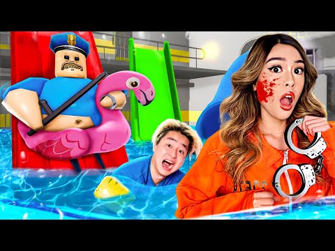 WE ESCAPED WATERPARK BARRY'S PRISON RUN IN ROBLOX (OBBY)