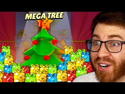 Opening x50 MAX Mega Trees for Presents!