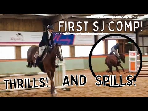 FALLING OFF AT OUR FIRST SHOW JUMPING COMPETITION| VLOG