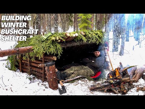 Bushcraft in winter forest! Construction of a comfortable shelter to survive in a cold forest!