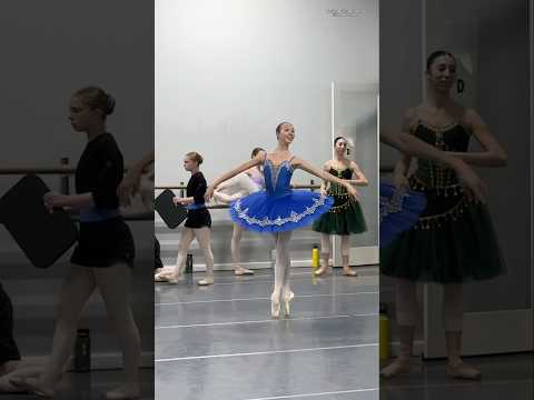 This is so hard 😱 #ballerinas #ballet #ballerina #dancer #dance #balletdancer #viral #fyp #fypage