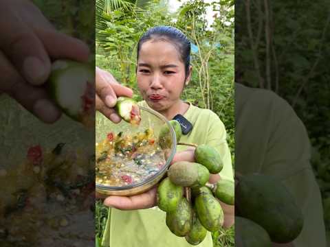 June plum spicy eating #siscookingtv #fruit #eating #greenmangomukbang #unripemangoes