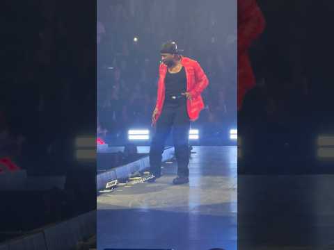 Usher - You Make Me Wanna (Past Present Future 2024 Tour) #usher #music #concert #90s #dance