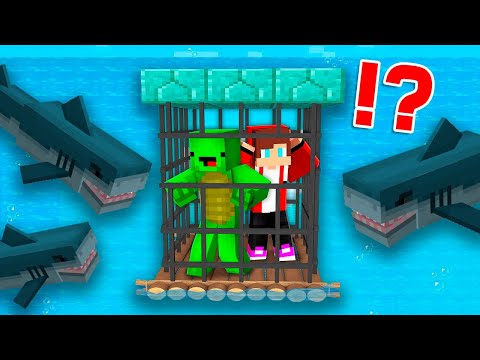 Mikey And JJ BUILD An Underwater PRISON In Minecraft - Maizen