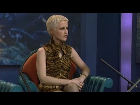 Dolores O'Riordan (Interview 1995)