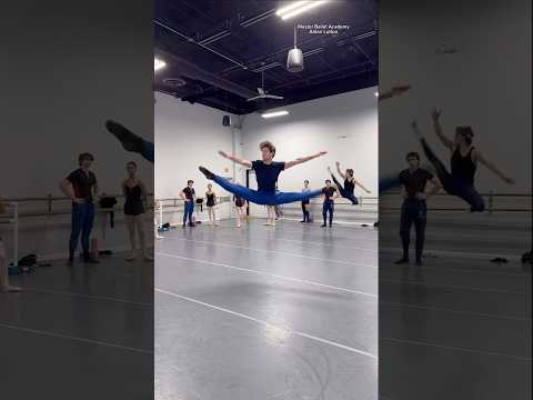 CALL HIM KANGAROO 🦘 #ballet #balletdancer #dance #dancevideo