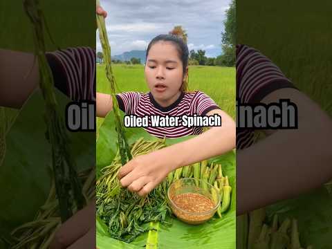 Eating Water Spinach vegetables oiled #siscookingtv #makbangtv #eatingshow #mukbang #eatingvideos