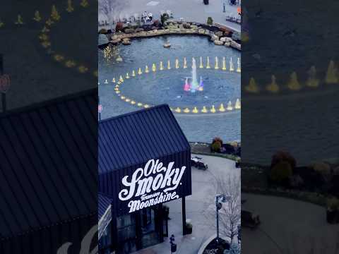 THE GREAT SMOKY MTN WHEEL at THE ISLAND PIGEON FORGE