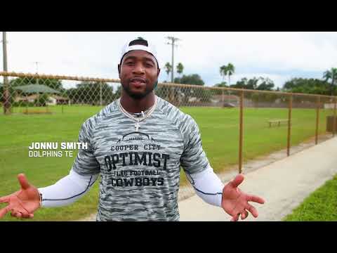 Jonnu Smith & His Involvement With Flag Football | The Handoff