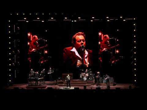 Love Don't - Nathaniel Rateliff & The Night Sweats Live at Climate Pledge Arena in Seattle 2/15/2025