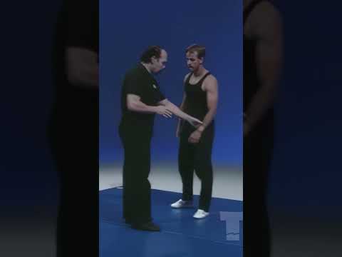 Green Beret Jim West shows you simple trick self defense