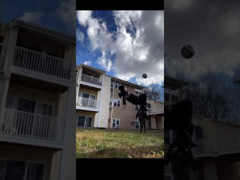 Bicycle kick in the lawn #soccer #shorts #viral #shortvideos #camera #iphone #samsung