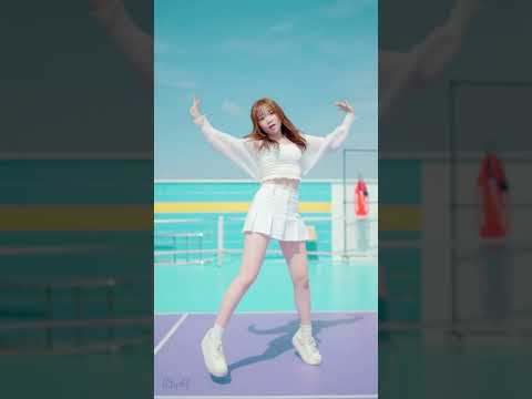 아일릿 마그네틱 고려대 김채윤 라온제나 새내기 직캠 Fancam ILLIT MAGNETIC ##세로캠 #쇼츠 #shorts #dancecover #kpop