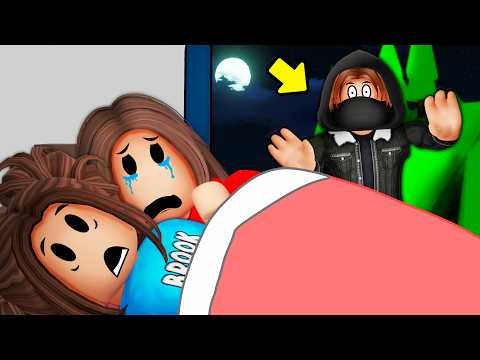 STALKER FOLLOWED US TO OUR SLEEPOVER In Roblox Snapchat!!