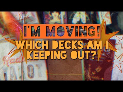 Decks on my desk (chaos edition) 🏠 Choosing tarot decks to move house with!