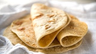 Easy Soft Flatbread (No Yeast!)