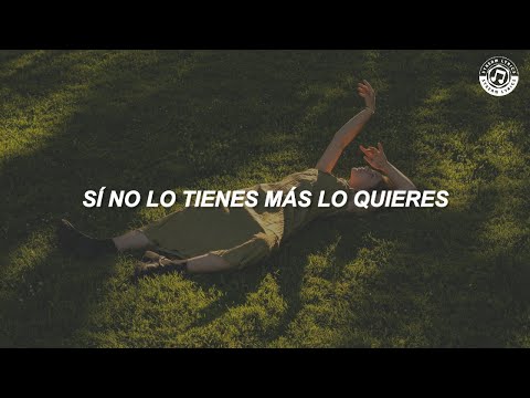 Natalia Lafourcade - Ella Es Bonita [español + lyrics]