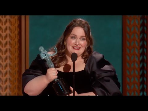 Jessica Gunning: Award Acceptance Speech | The 31st Annual SAG Awards