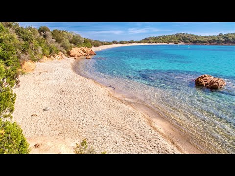 Calm Waves from Corsica Island, Play This On Your TV To Create A Peaceful Background