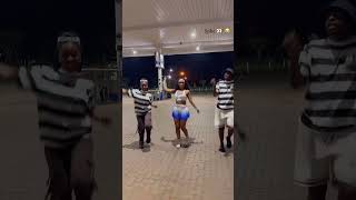 Zee Nxumalo and her dancers vibing to “Ama Gear” at a garage