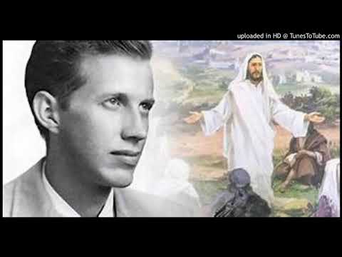 SINGING ON THE MOUNTAIN---PORTER WAGONER