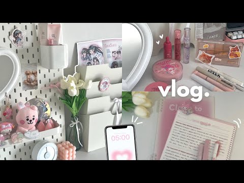 Vlog 🦢 waking up at 5am, clean girl aesthetic, organising warderobe, Japanese snacks, cute foods