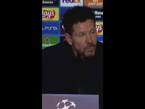 Historia de los derbis: SIMEONE preguntando A GRITOS a la prensa si JULIÁN ALVAREZ la toca dos veces