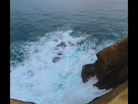 ⛰️Waves under the cliff🌊🌊懸崖下的浪花🌊🌊 #Taiwan #南雅奇岩 #nature #beautifultaiwan #taiwantravelvlog #hiking