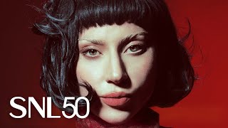 Lady Gaga: Abracadabra (Live) - SNL