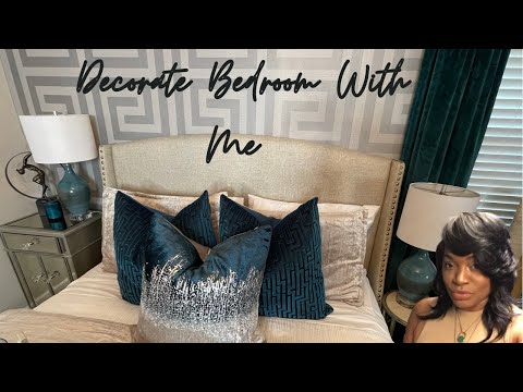 Decorating Small Bedroom | Pop of Color | Home Decor Ideas