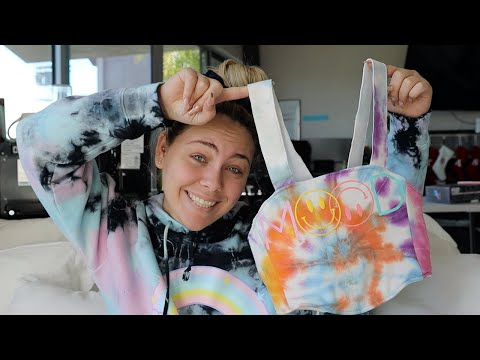 I tried to DIY my merch for the first time!